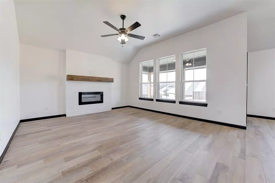  208 Juniper Cir, Noble, OK 73068 photo 8