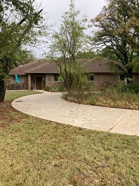 6833 E Covell Rd, Edmond, OK 73034