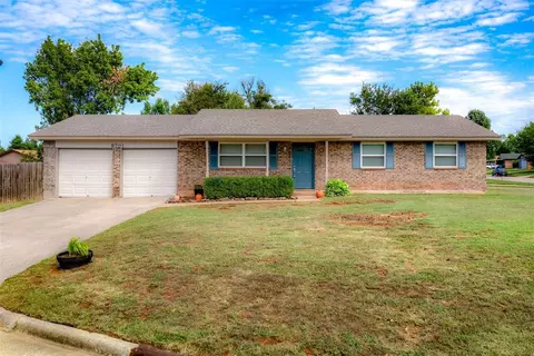9701 NE 3rd St, Midwest City, OK 73130