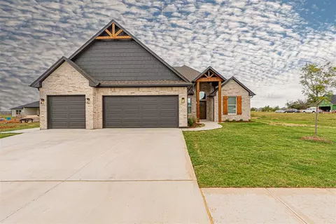 9209 NW 84th St, Yukon, OK 73099
