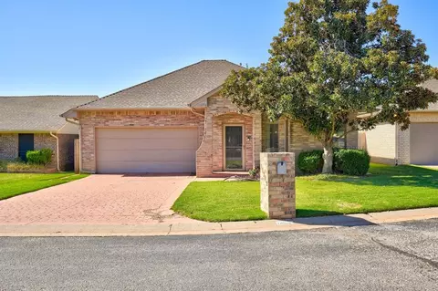 11909 Barrywood Dr, Oklahoma City, OK 73120