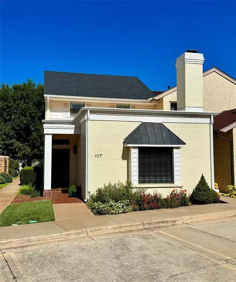 107 The Hls, Clinton, OK 73601