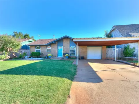 1012 NW 24th St, Moore, OK 73160