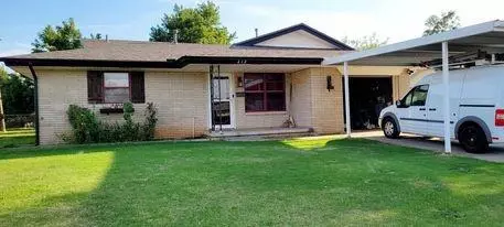 212 Vine St, Yukon, OK 73099