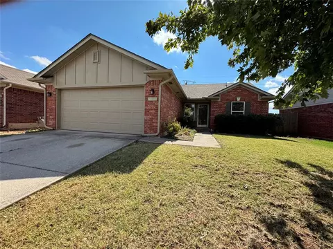 724 Grickle Dr, Norman, OK 73069
