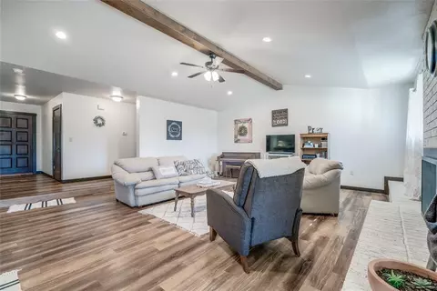 500 E Locust St, Tecumseh, OK 74873 photo 6