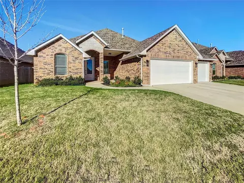 4301 Silver Maple Way, Oklahoma City, OK 73179