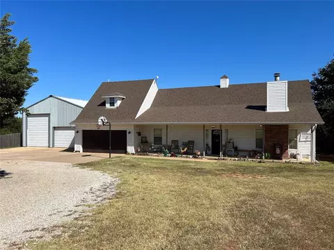 2750 Stinnett Ln, Guthrie, OK 73044