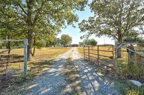 21549 Fishmarket Rd, Tecumseh, OK 74873