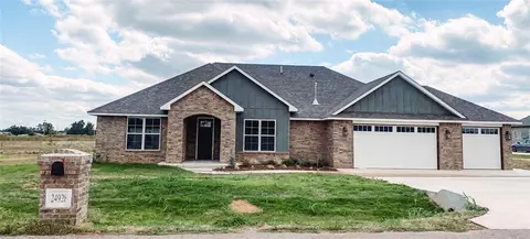 24928 Norte Rd, Purcell, OK 73080