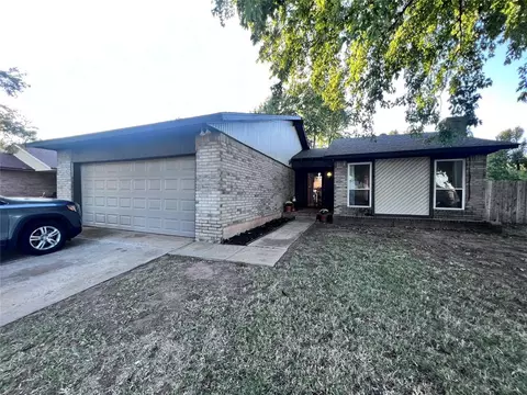133 Maindale Dr, Yukon, OK 73099