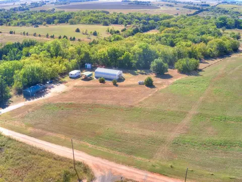 6425 Oakridge Trl, Guthrie, OK 73044