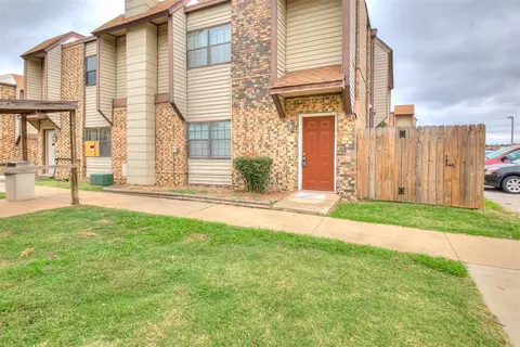 401 SE 12th Ave #207, Norman, OK 73071