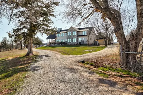 357 Bobby Ln, Guthrie, OK 73044 photo 2