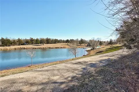 357 Bobby Ln, Guthrie, OK 73044 photo 8
