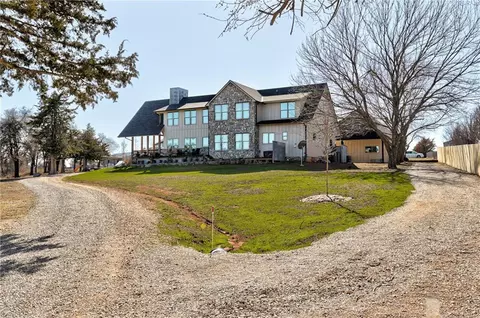 357 Bobby Ln, Guthrie, OK 73044 photo 3