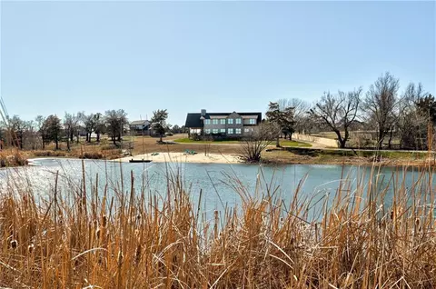 357 Bobby Ln, Guthrie, OK 73044 photo 4