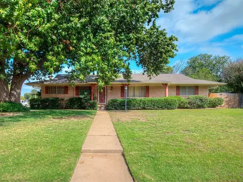 337 Forest Dr, Norman, OK 73069