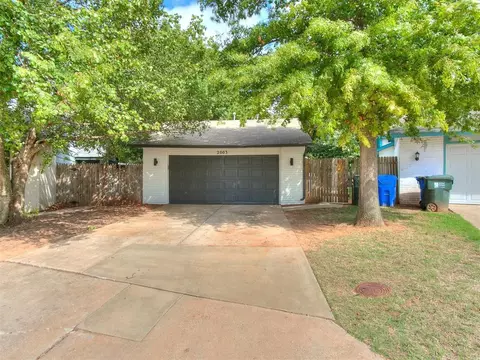 2003 Twisted Oak Cir, Norman, OK 73071