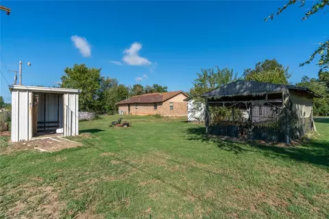 616 Maple St, Chickasha, OK 73018 photo 16