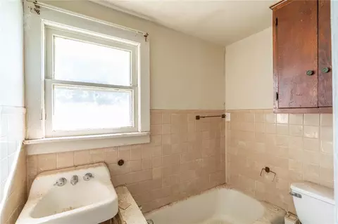 616 Maple St, Chickasha, OK 73018 photo 11