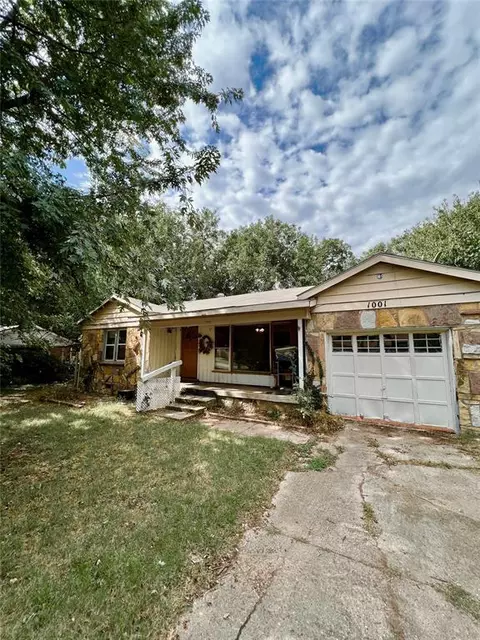 1001 N Christine Dr, Midwest City, OK 73130
