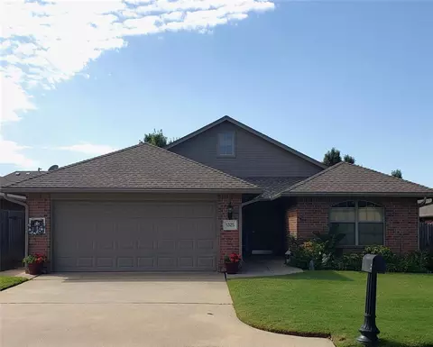 1325 Parke Ave, Midwest City, OK 73130