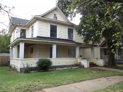1111 W Cherokee Ave, Enid, OK 73703
