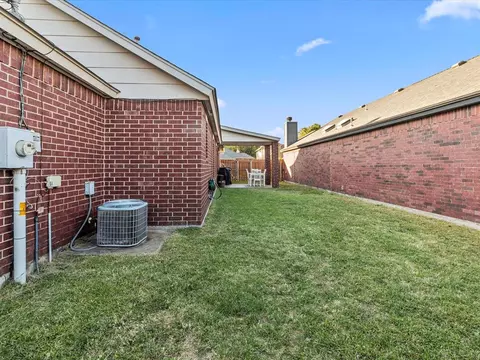 2610 Briarcliff Dr, Moore, OK 73170 photo 6