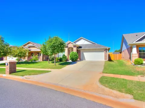 3316 Eaglerock Ln, Norman, OK 73069