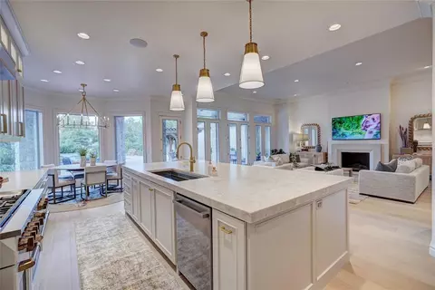 2701 Elmhurst Ave, Oklahoma City, OK 73120
