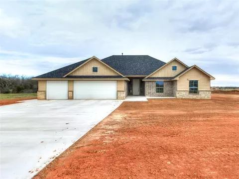 8980 Oak Tree Cir, Edmond, OK 73025