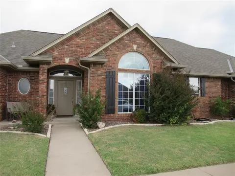 1113 Kingsway Ave, Yukon, OK 73099