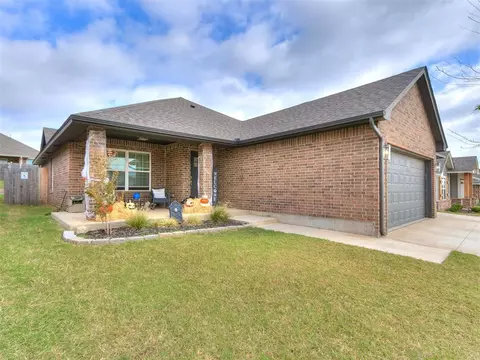 9449 NW 86th St, Yukon, OK 73099