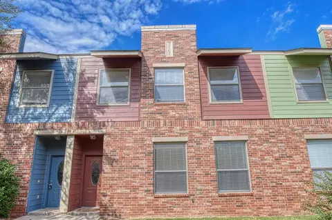 2167 Houston Ave, Norman, OK 73071