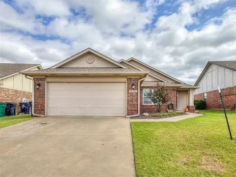 18308 Tambor Dr, Edmond, OK 73012