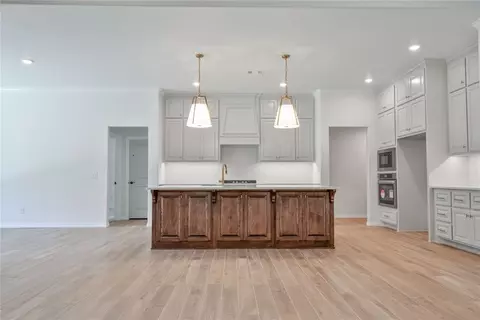9124 NE 139th St, Edmond, OK 73013