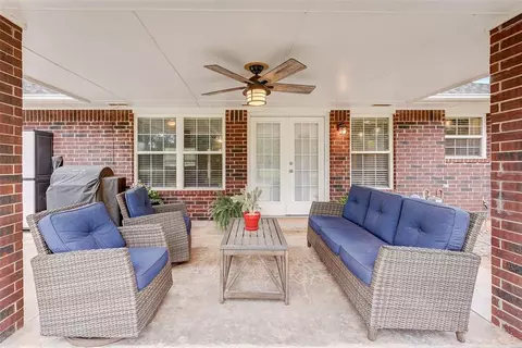 102 Brenda Ln, Mcloud, OK 74851 photo 3