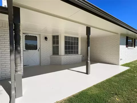 1212 E Bradley St, Shawnee, OK 74804