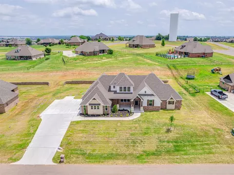 3692 Side Hill Ct, Newcastle, OK 73065