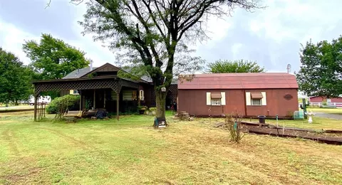 1210 S Van Buren Ave, Elk City, OK 73644
