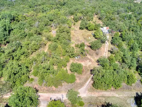 3374 S Ranch View Ln, Guthrie, OK 73044