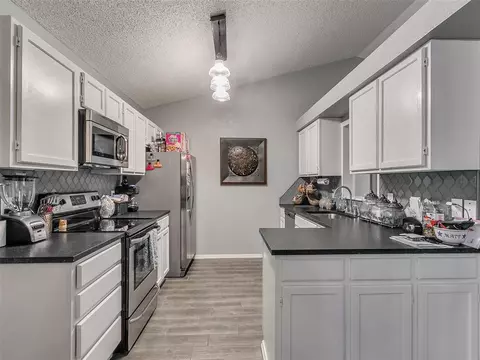 328 Baker St, Norman, OK 73072 photo 5