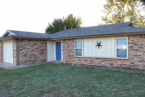 1512 Pecan Grv, Tecumseh, OK 74873