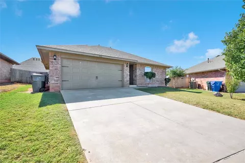 426 Tecumseh Meadows Ct, Norman, OK 73069