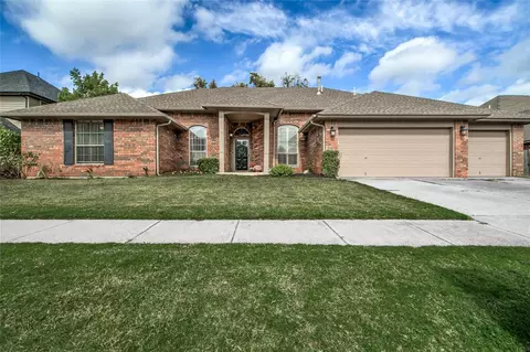 1121 NW 195th St, Edmond, OK 73012