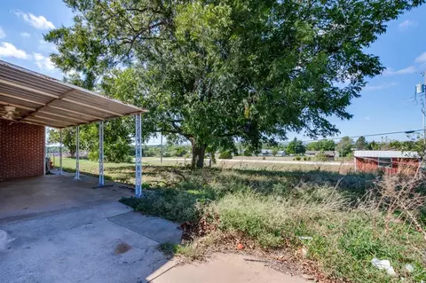 713 S Walnut Ave, Apache, OK 73006 photo 27