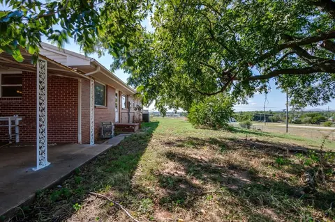 713 S Walnut Ave, Apache, OK 73006 photo 22