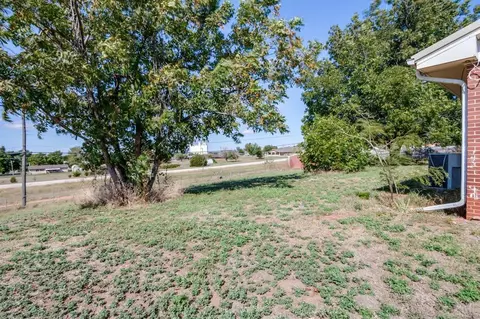 713 S Walnut Ave, Apache, OK 73006 photo 24