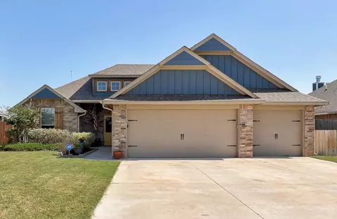 3412 Huron Cir, Moore, OK 73160